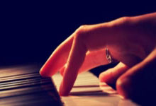 橙衣军团闪耀！瓦伦西亚队员的卓越表现铸就辉煌胜利